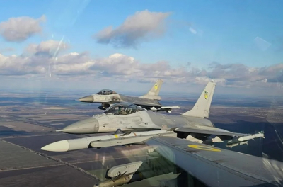 Украинские F-16 почти месяц летали без ракет из-за отсутствия их поставок&mdash; Reuters