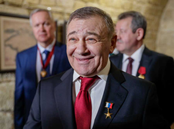 Парковый попил: от Воробьева - Нисанову - Ротенбергам через прокладку?