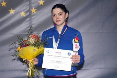 Айзанат Муртазаева