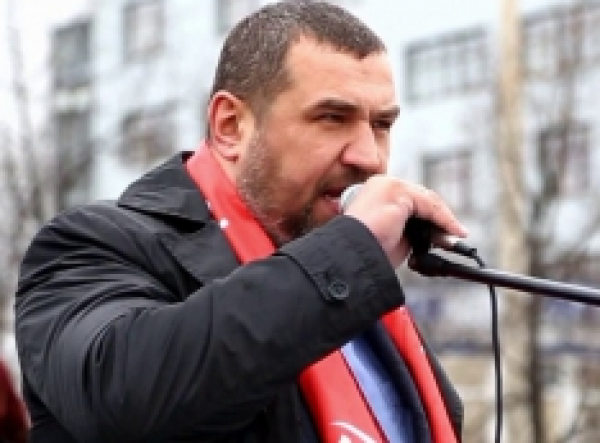 Парфёновские перлы. Кандидат в губернаторы от КПРФ гасит &laquo;пещерного радикального либерала&raquo; Куйвашева