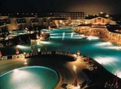 Россия, нищая Россия, офшоры кипрские твои&hellip; Уральские олигархи не стесняются прятать собственность &laquo;за бугром&raquo;