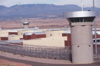 ОТСЮДА НИКТО НИКОГДА НЕ СБЕЖИТ! Самая охраняемаятюрьма в мире! ADX Флоренс