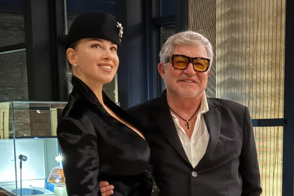 Дибров устроил праздник для бывшей жены и детей: &quot;Мы тебя сразу очень полюбили&quot;