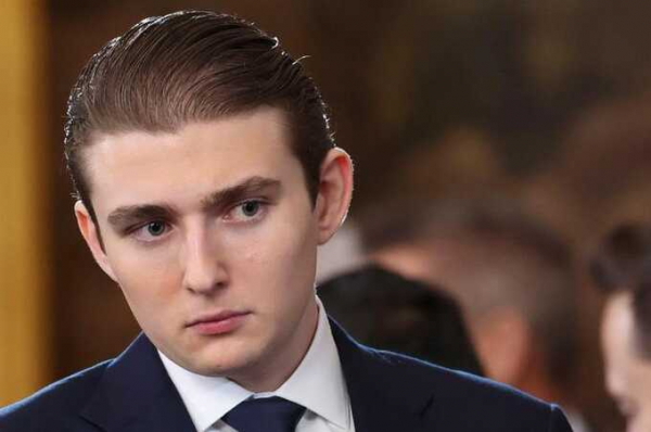 В США набрала популярность петиция с требованием отправить сына Трампа Бэррона на войну в Иран