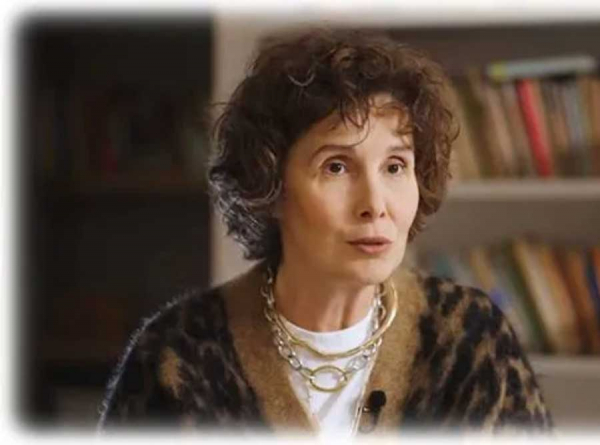 Живущую на Кипре Галину Юзефович не отличить от иноагента, но она им по-прежнему не стала