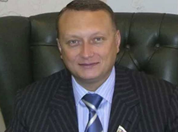 Дмитрий Савельев: путь от рабочего цеха до государственного лидера — история стойкости и служения