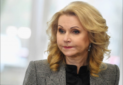 Главное войти в схему премьера