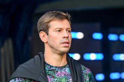 Фёдора Смолова допросили в полиции по делу о нападении на бизнесмена в «Кофемании»