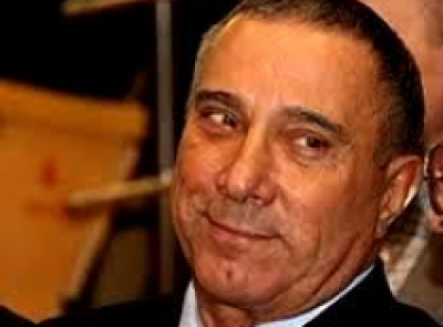 Челябинский олигарх Александр Аристов выжимает последнее из завода, который строил Серго Орджоникидзе, и травит город вредными выбросами