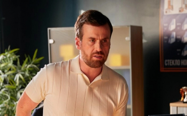 Александр Гундарев