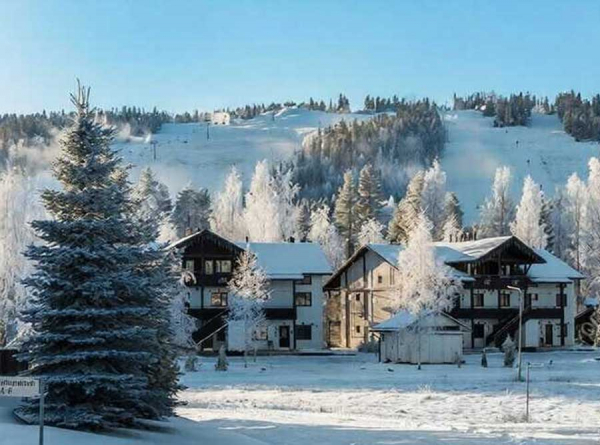 Финский курорт &laquo;Релакс-центр Путина&raquo;: гостиница Константина Голощапова на озере превратилась в неофициальную резиденцию для Бастрыкина, депутатов и чиновников России