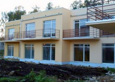 Богатые тоже протекают