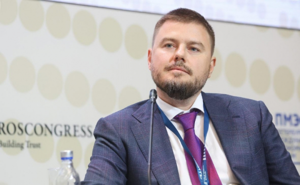 Заграничная тайна группы 1520: почему госконтракт достаётся именно &laquo;уголовнику&raquo; Ушеровичу