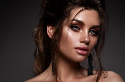 6 изменений во внешности изменяющей женщины (но мужики верят и не замечают)