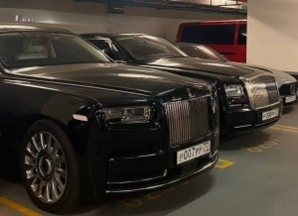 Армен Саркисян оплачивает люксовые авто для высокопоставленных чиновников через &laquo;Автобазу №1&raquo;