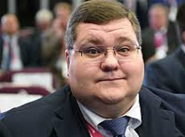 Чайка запел дуэтом с Гордеевым: чиновничий подряд с офшорным намеком